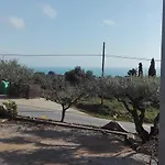 Ondina מלון 2*